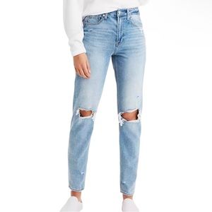 American Eagle Outfitters / Light Wash Busted Knee High Waisted Mom Jeans